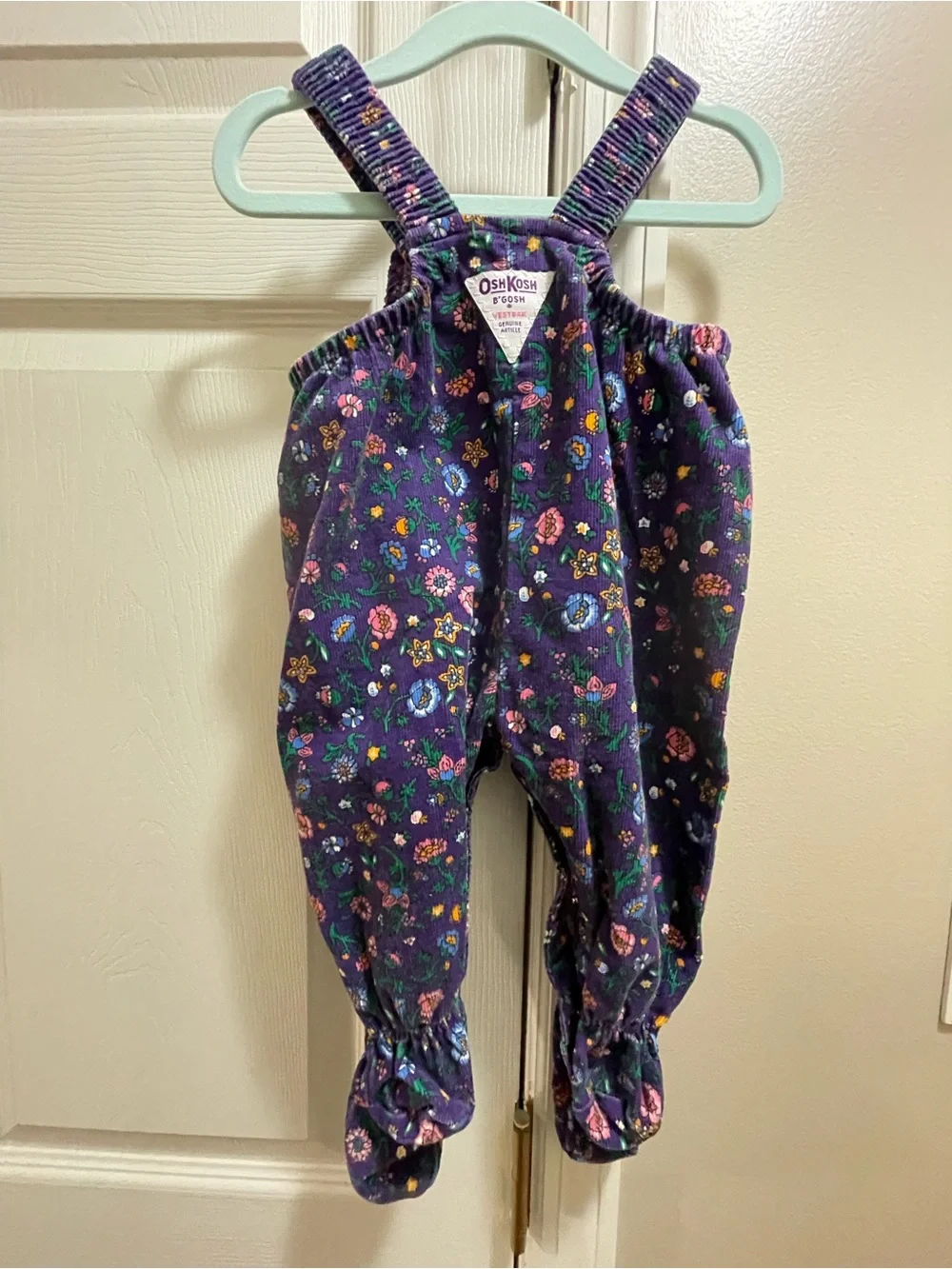 Vintage OshKosh B'gosh Purple Cottagecore Floral One-Piece Bodysuit